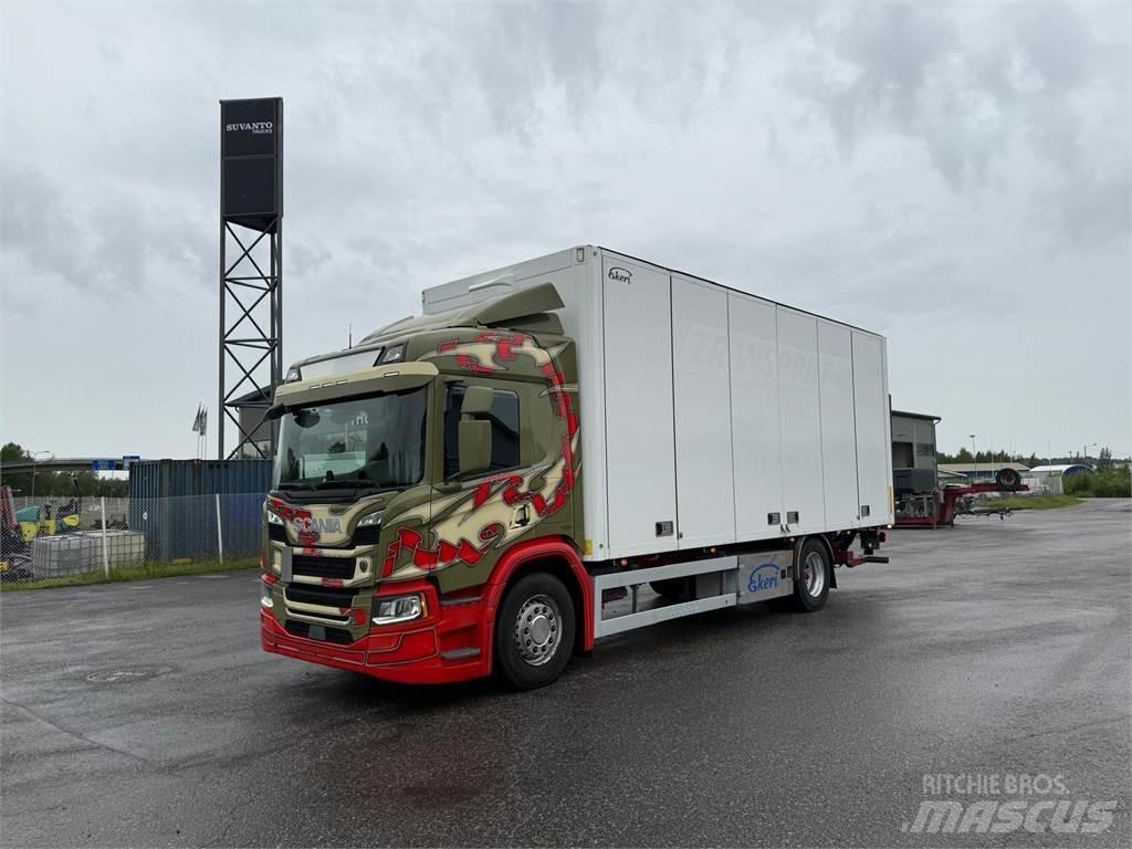Scania P320 Tovornjaki zabojniki