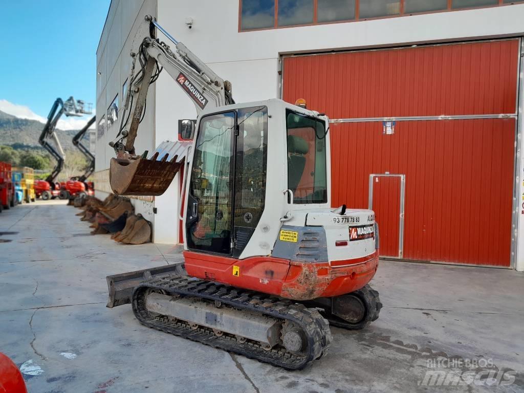 Takeuchi TB 250 Mini bagri <7t