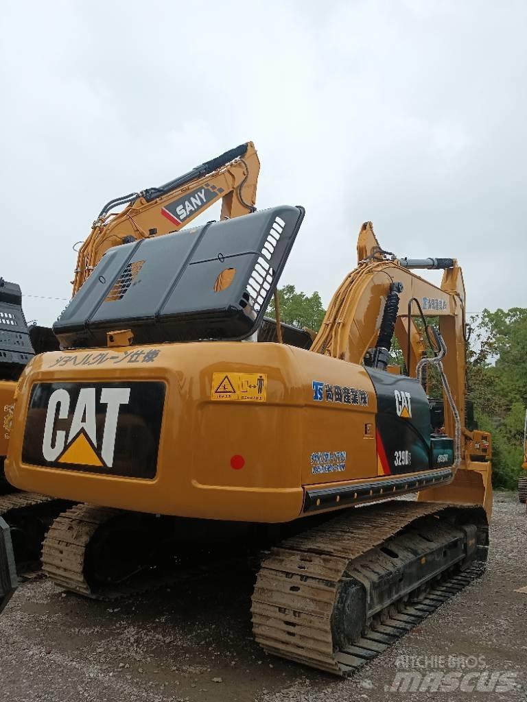 CAT 329 D2 Midi bagri 7t – 12t