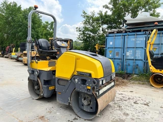 Dynapac CC 1100 Dvojni valjarji
