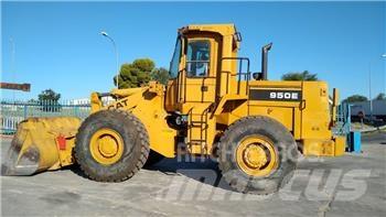 CAT 950E Kolesni nakladalci