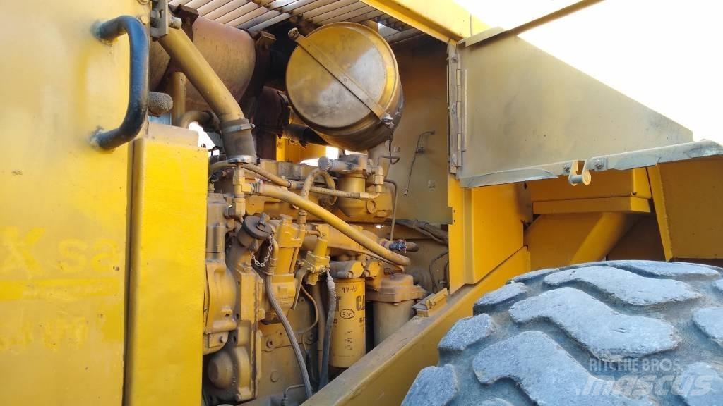 CAT 950E Kolesni nakladalci