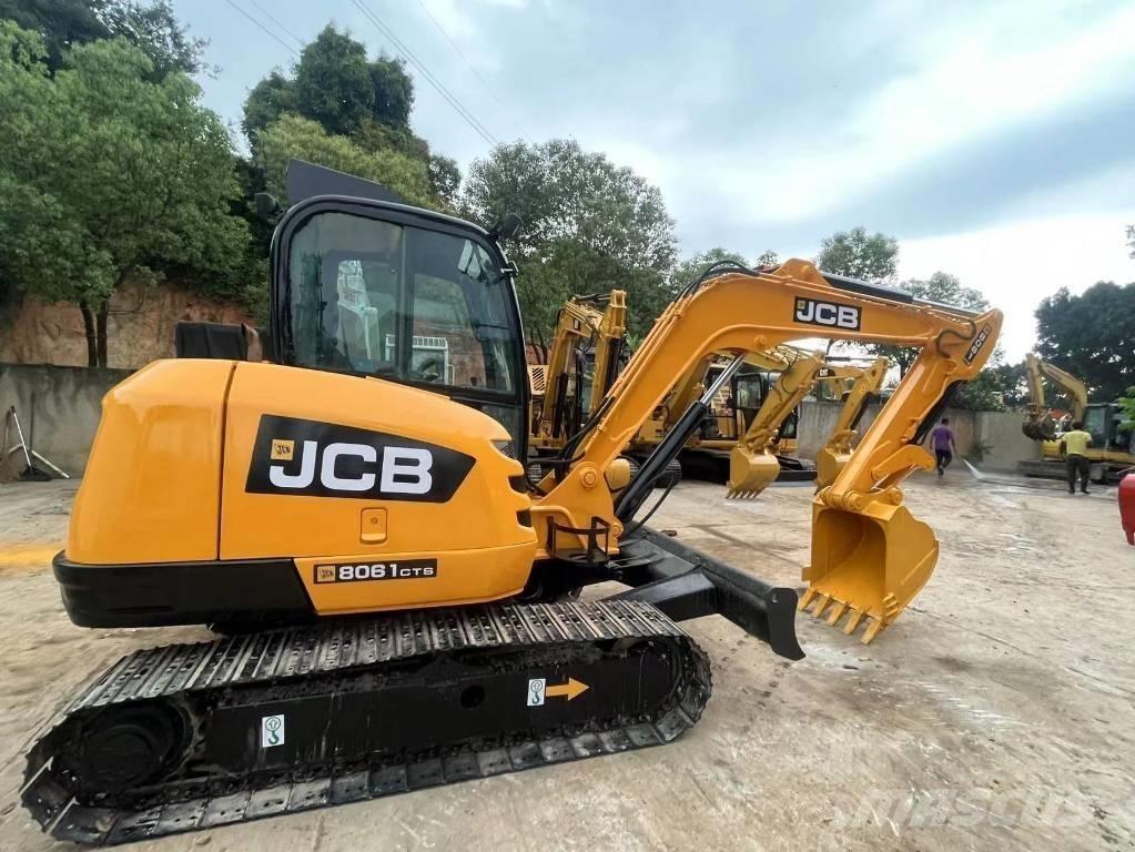JCB 8061 Mini bagri <7t