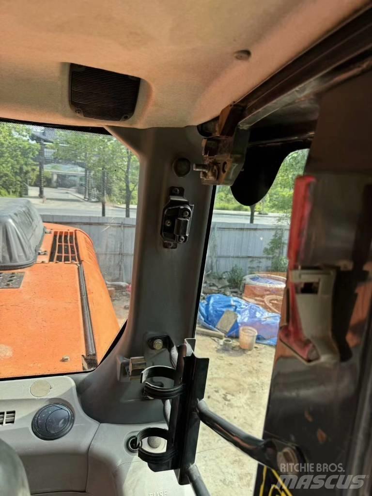 Hitachi ZX 350-3 Bagri goseničarji