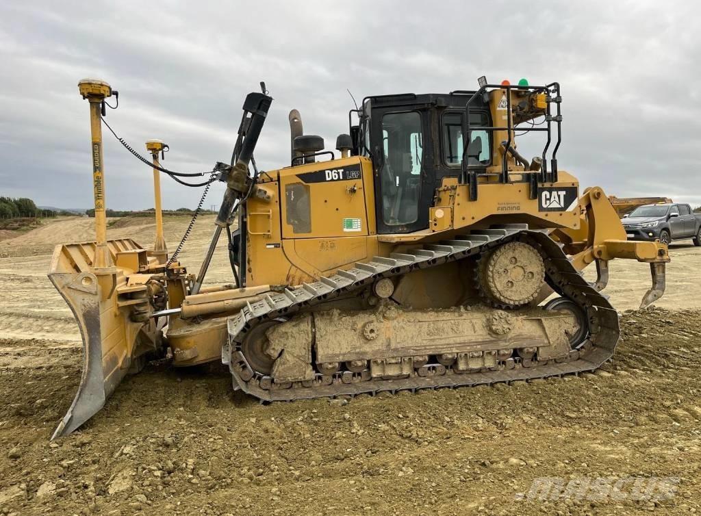 CAT D 6 T LGP Buldožerji goseničarji