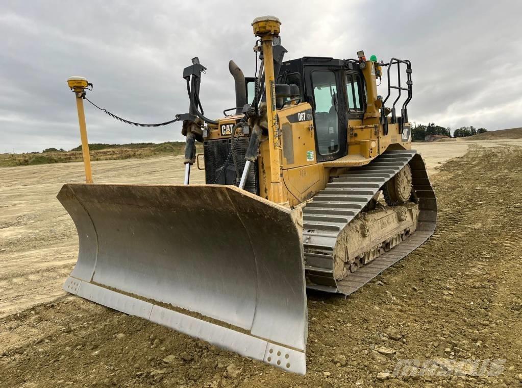 CAT D 6 T LGP Buldožerji goseničarji