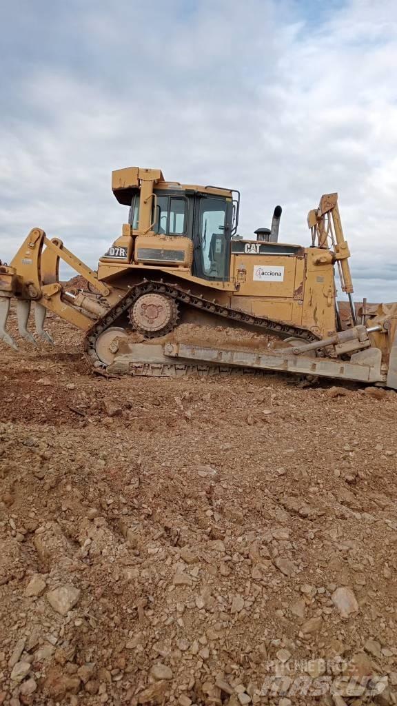 CAT D 7 R Buldožerji goseničarji
