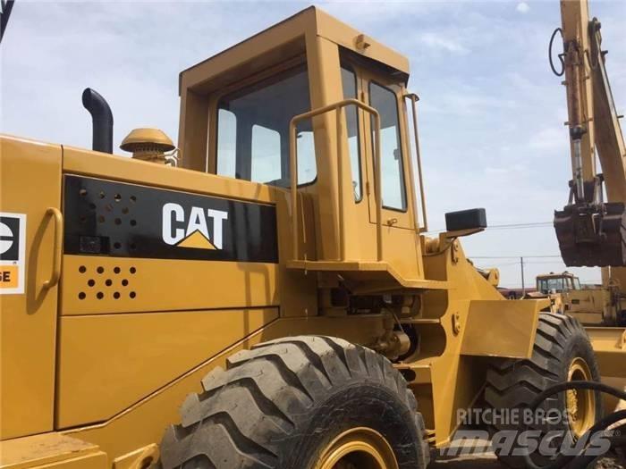 CAT 966E Kolesni nakladalci