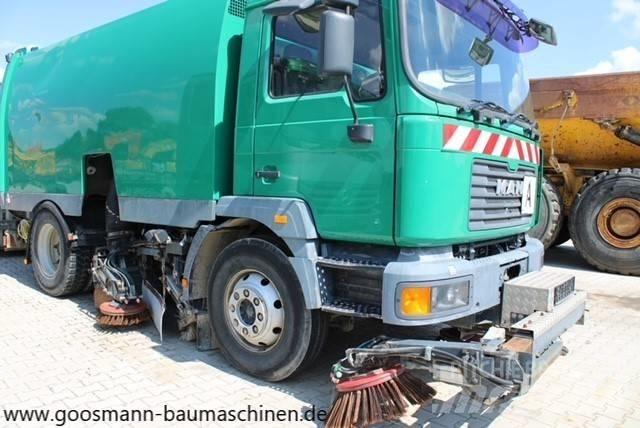 MAN M32 Pometalni stroji