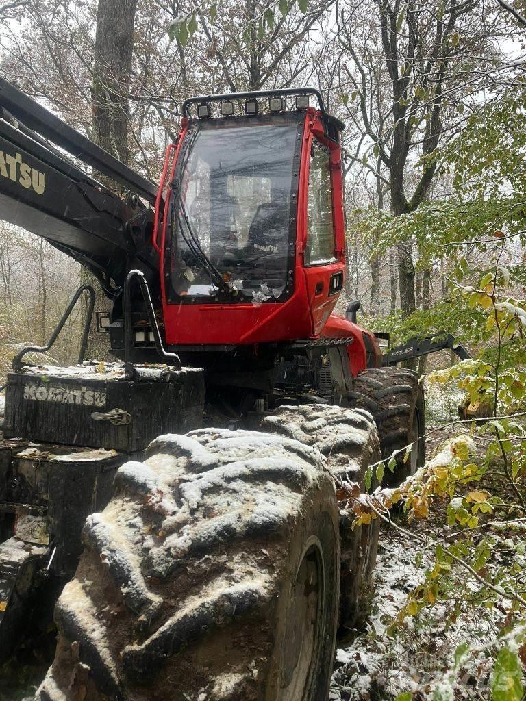 Komatsu 951 Harvesterji