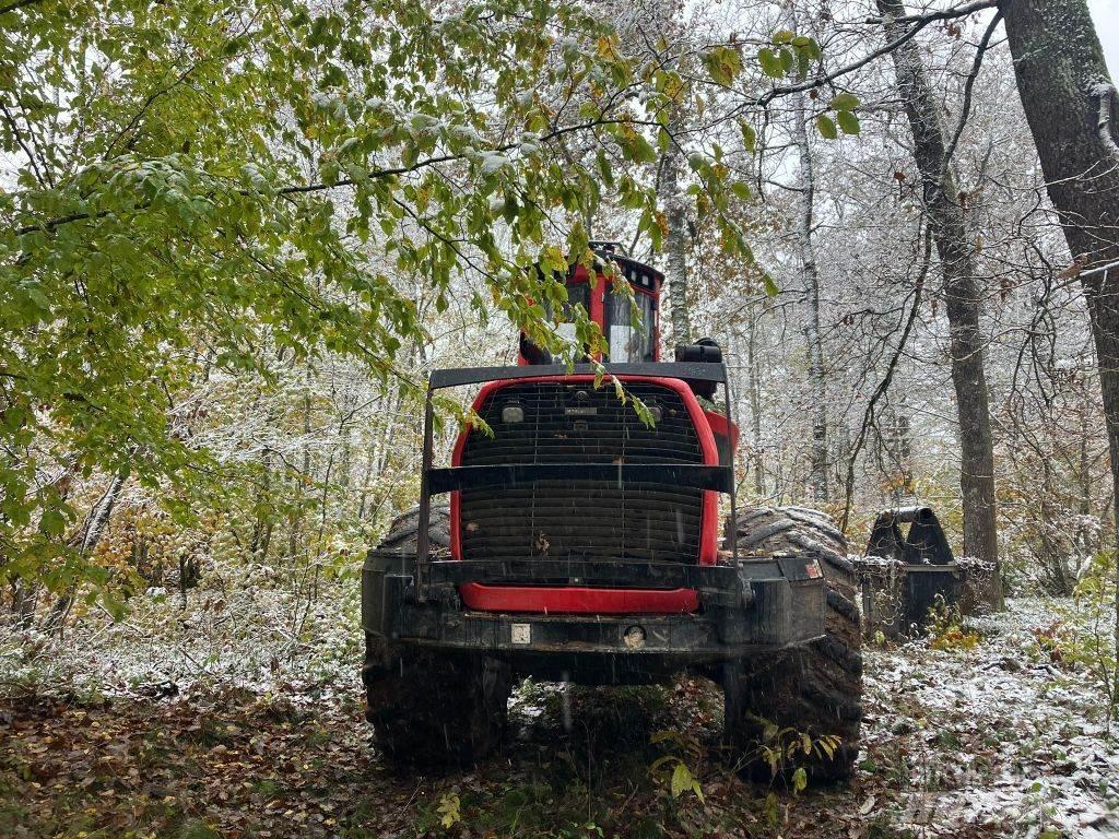 Komatsu 951 Harvesterji