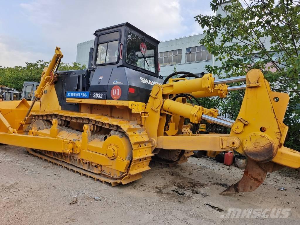 Shantui SD 32 Buldožerji goseničarji
