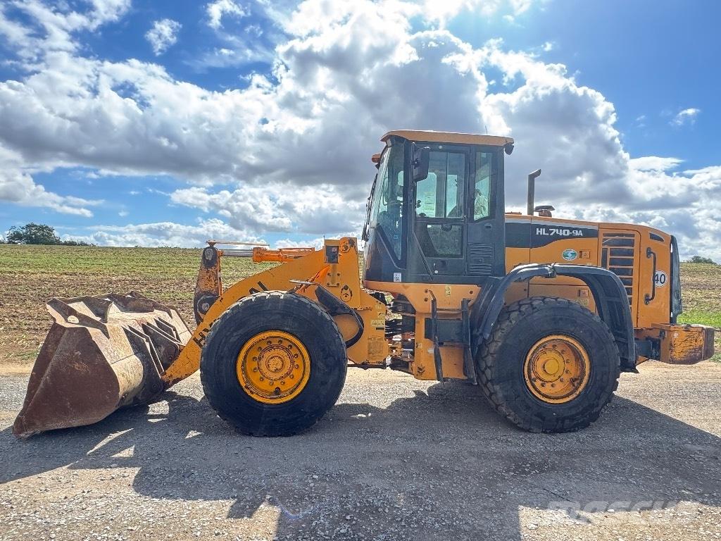 Hyundai HL 740-9 A Kolesni nakladalci