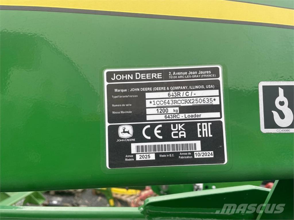 John Deere 643R Čelni nakladalci in kopači