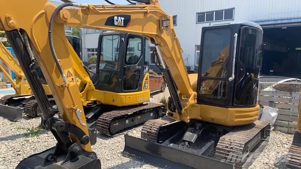 CAT 304 Bagri goseničarji