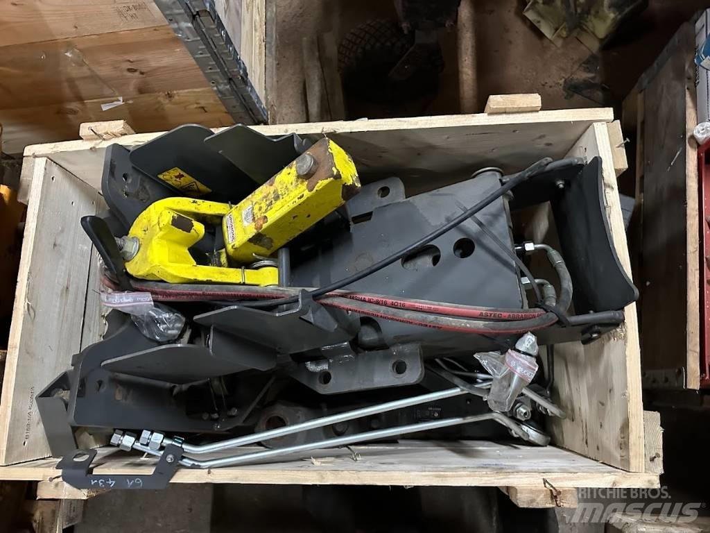 CLAAS Axion 800 Druga oprema za traktorje