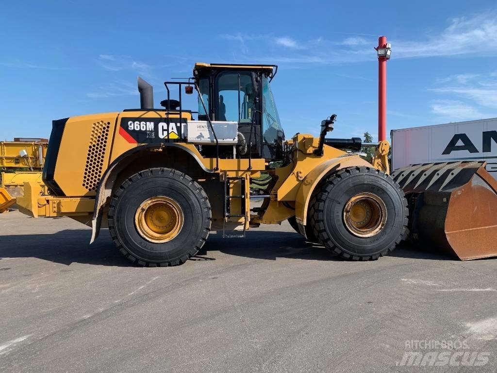 CAT 966MXE Kolesni nakladalci