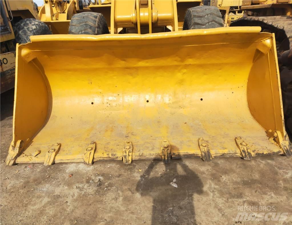 CAT 950h Kolesni nakladalci