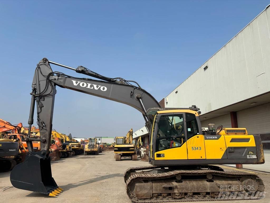 Volvo EC 220 DL Bagri goseničarji