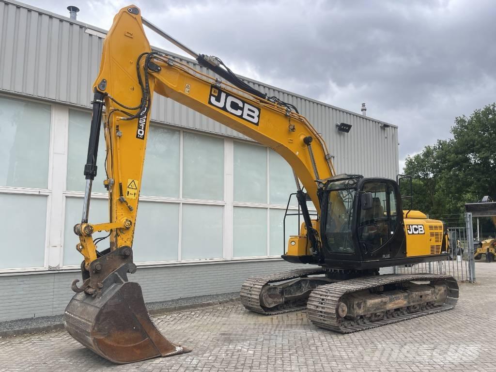 JCB JS 210 LC    2017 Bagri goseničarji