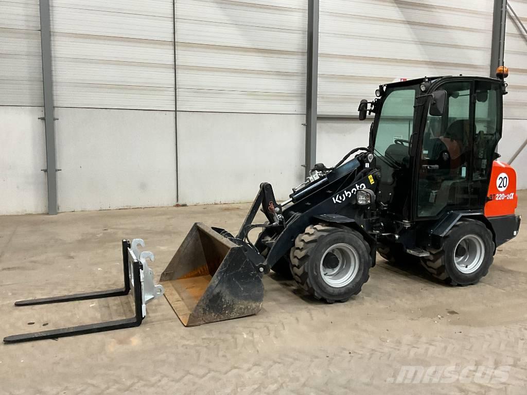 Kubota RT 220-2 A Kolesni nakladalci