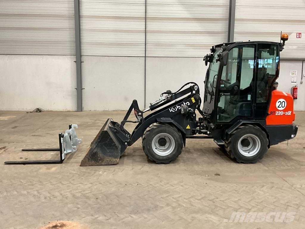 Kubota RT 220-2 A Kolesni nakladalci