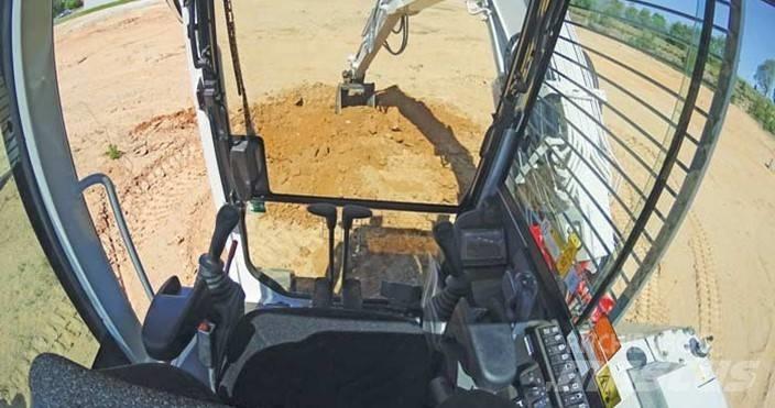 Takeuchi TB280FR Midi bagri 7t – 12t