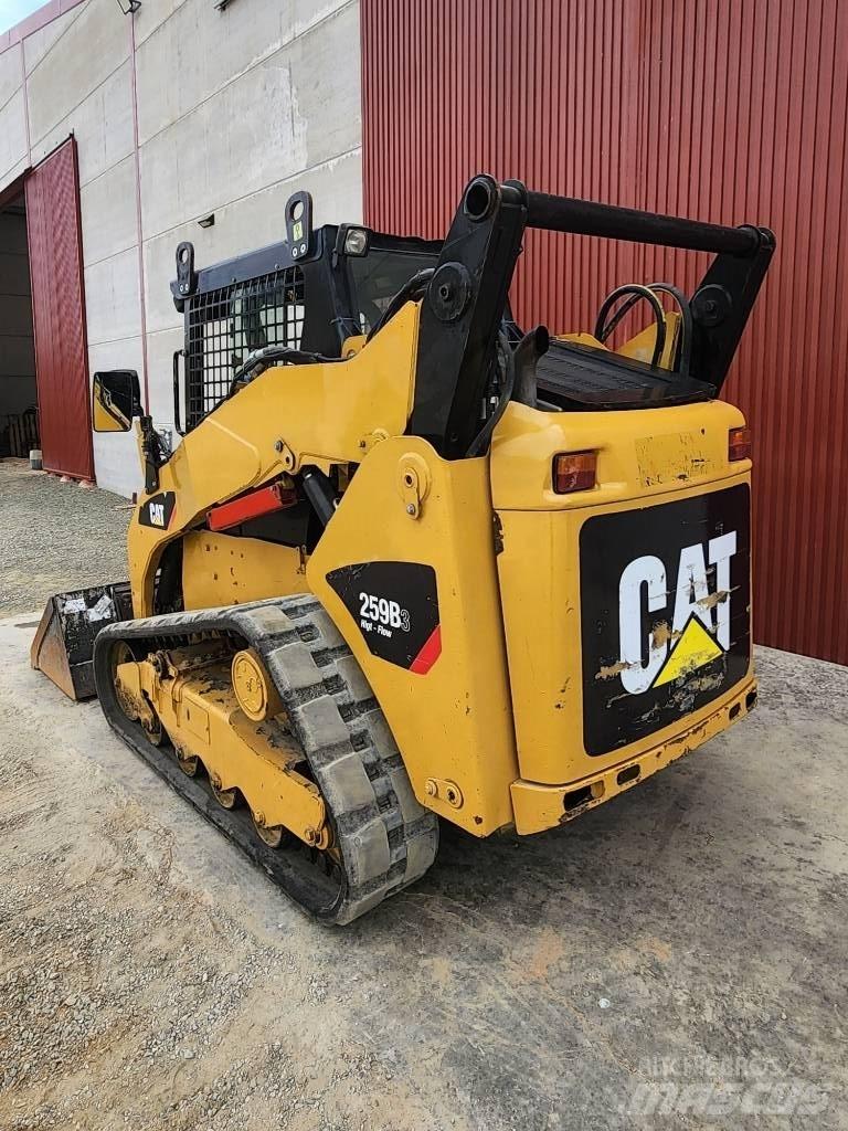 CAT 259 B Skid steer mini nakladalci