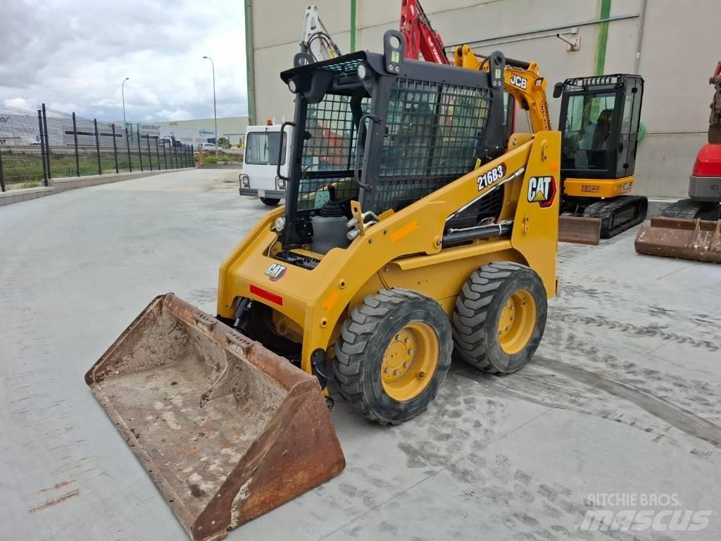 CAT 216 B 3 Skid steer mini nakladalci