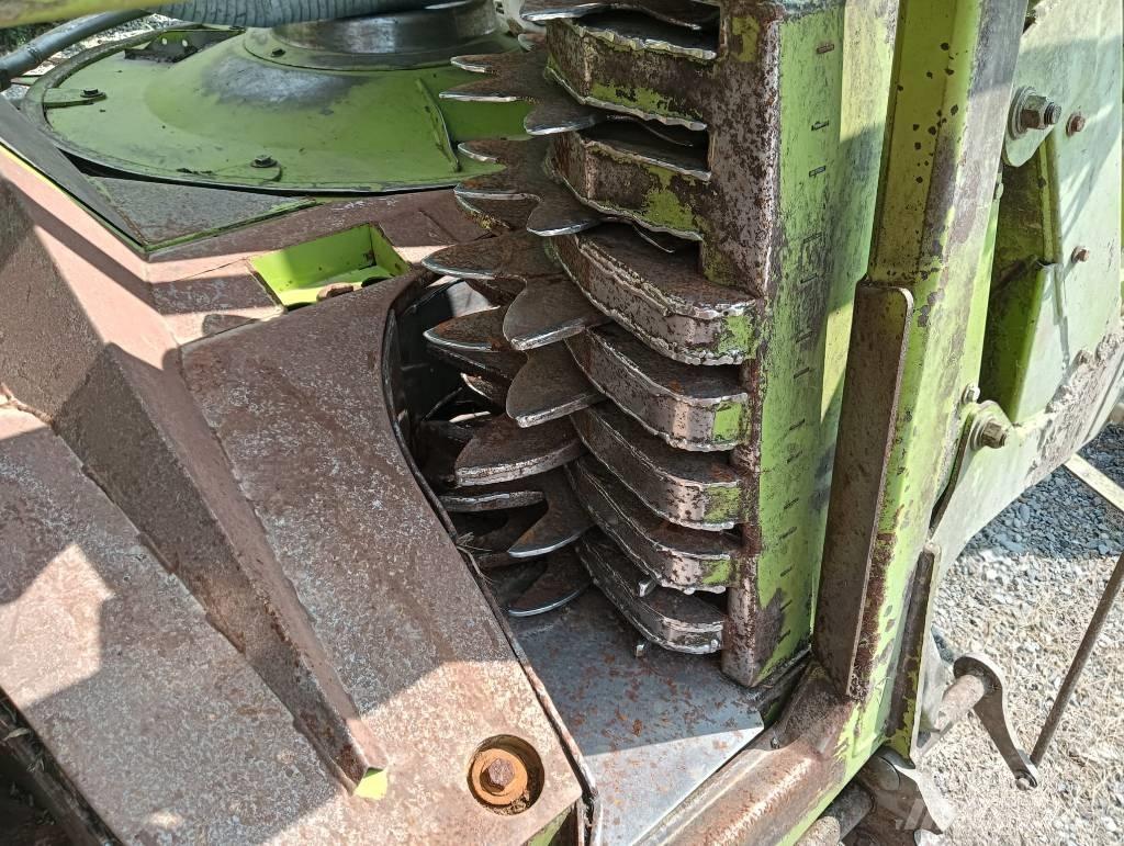 CLAAS Orbis 600 Stroji za krmo na lastni pogon