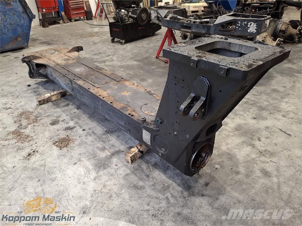 Komatsu 845 Druge komponente