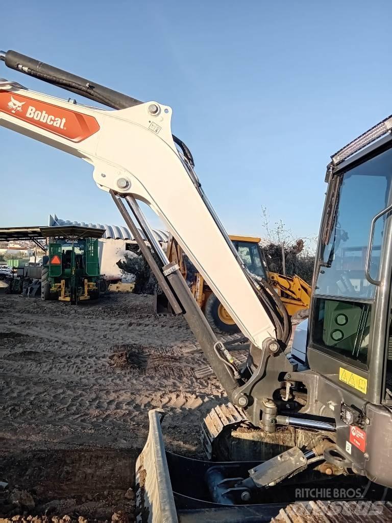 Bobcat E 55 Z Mini bagri <7t