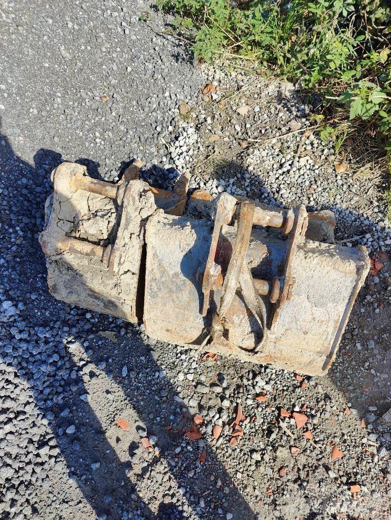 Volvo EC 27 D Mini bagri <7t