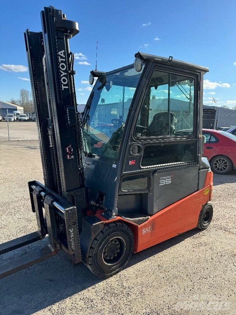 Toyota 8FBMT35 Električni viličarji