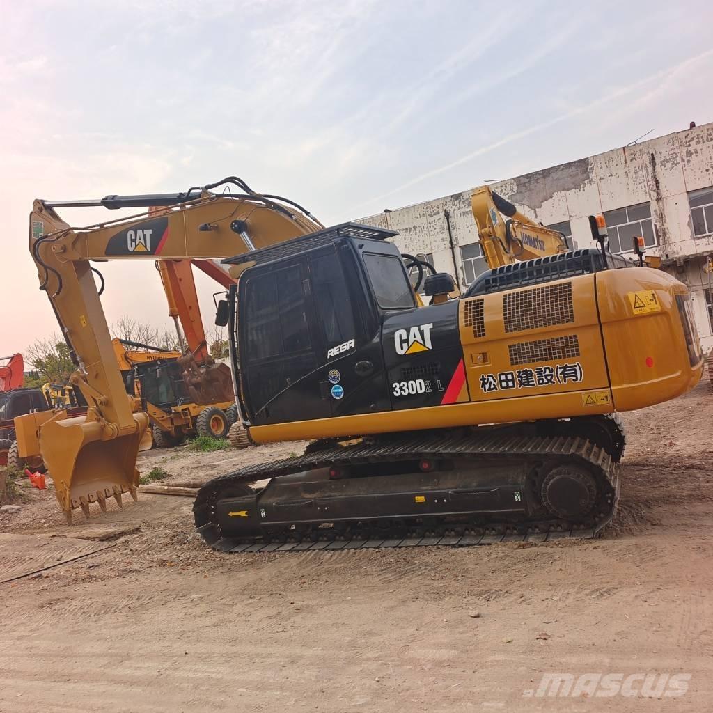 CAT 324 D2L Bagri goseničarji