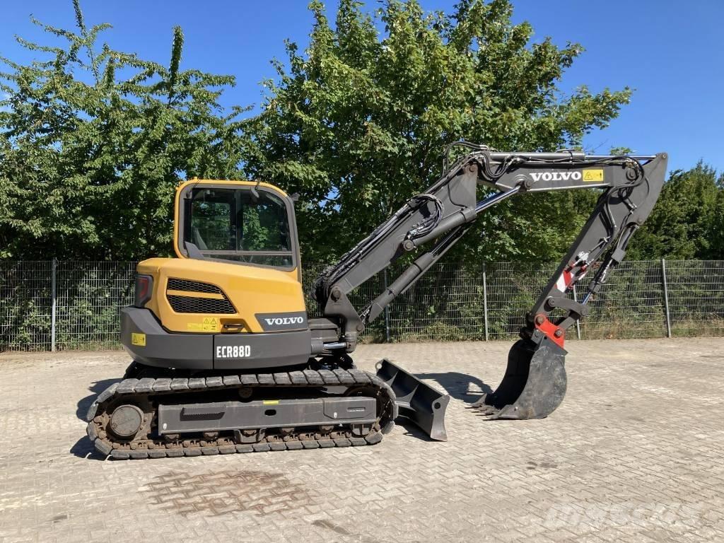 Volvo ECR 88 D Midi bagri 7t – 12t