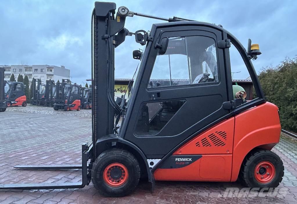 Linde H25T-02 Plinski viličarji