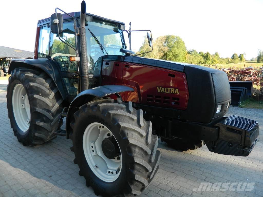 Valtra 8550 Traktorji