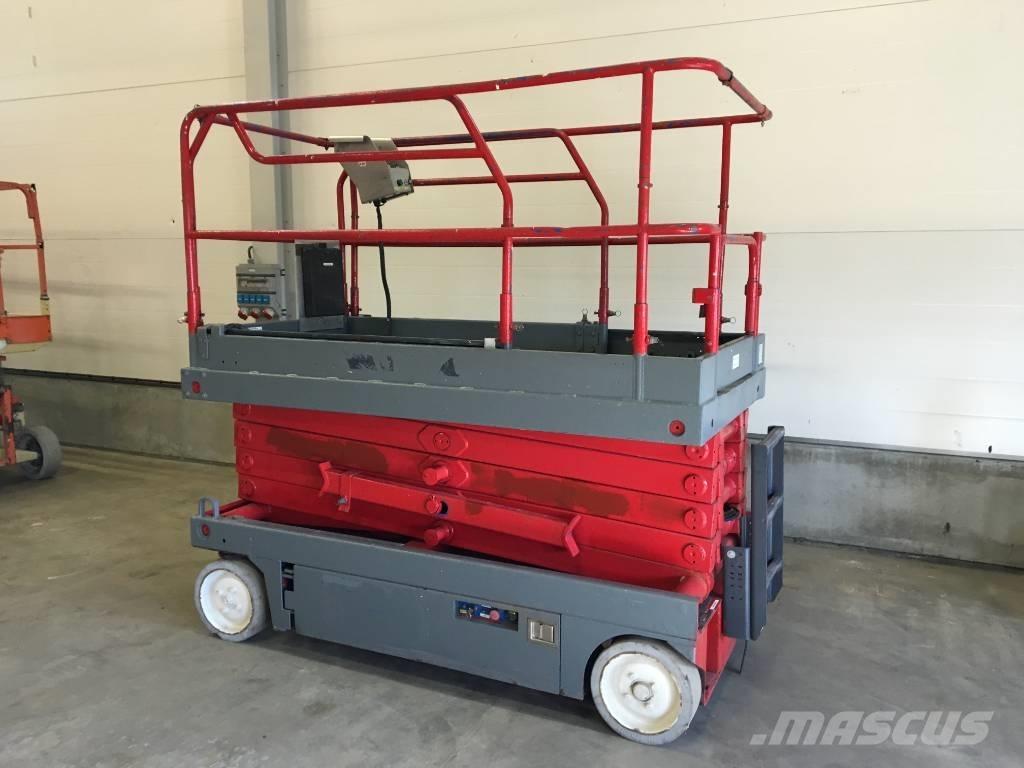 UpRight Saxlift X32N Vlečne dvižne ploščadi