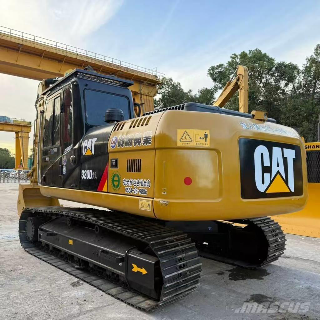 CAT 320 D2 Bagri goseničarji