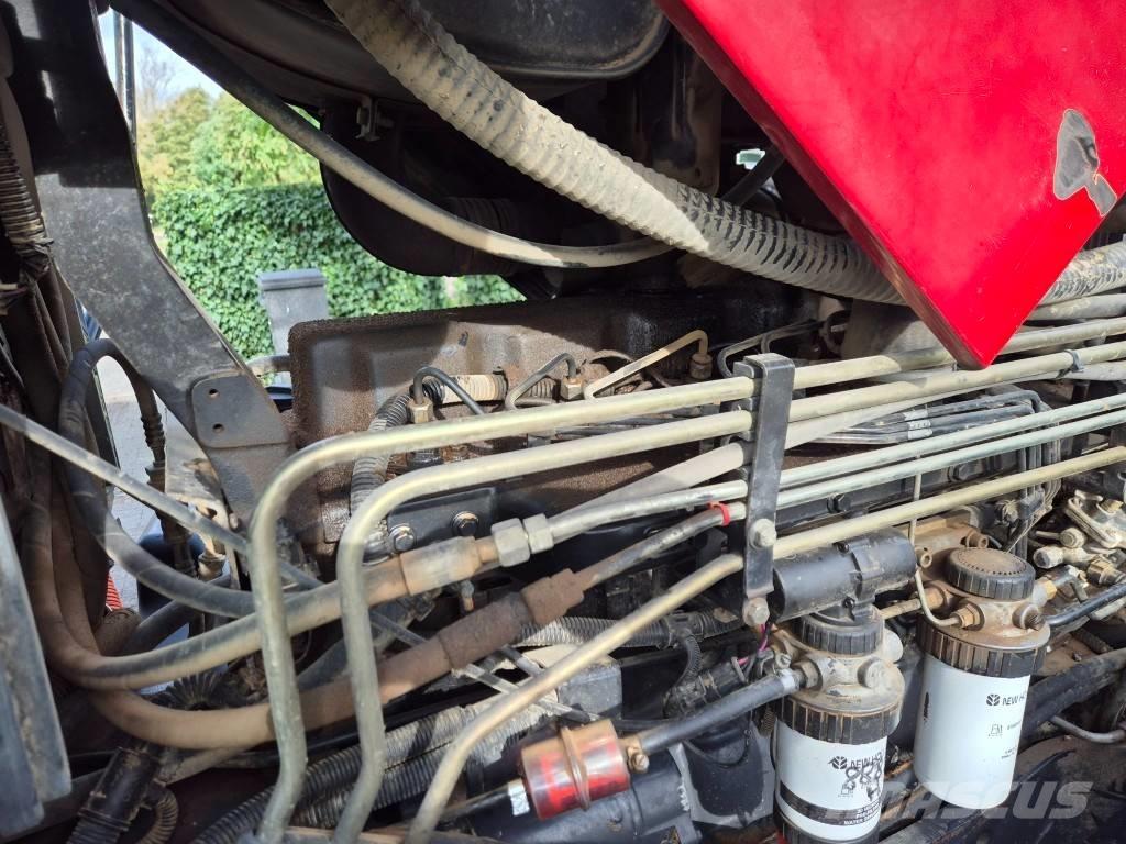 CASE MXM 130 Traktorji