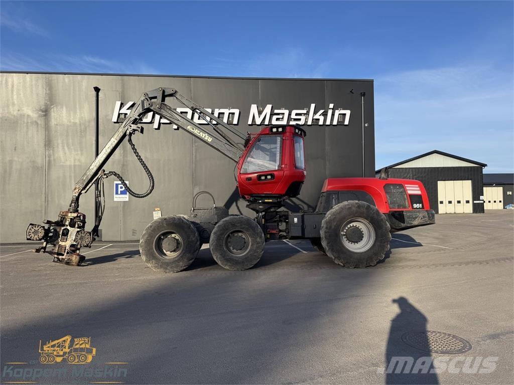 Komatsu 951 Harvesterji