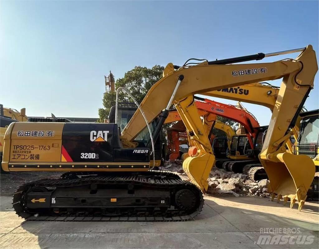 CAT 320 D 2 Bagri goseničarji