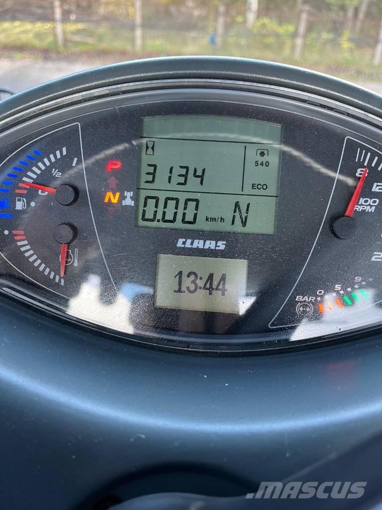 CLAAS Axion 870 Traktorji