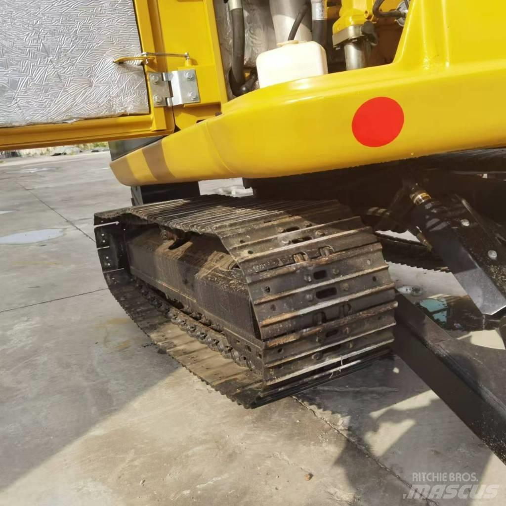 CAT 306E2 Mini bagri <7t