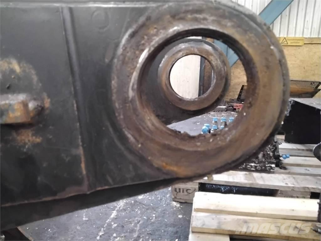 John Deere Ch8 Dvigala za gozdne kombajne