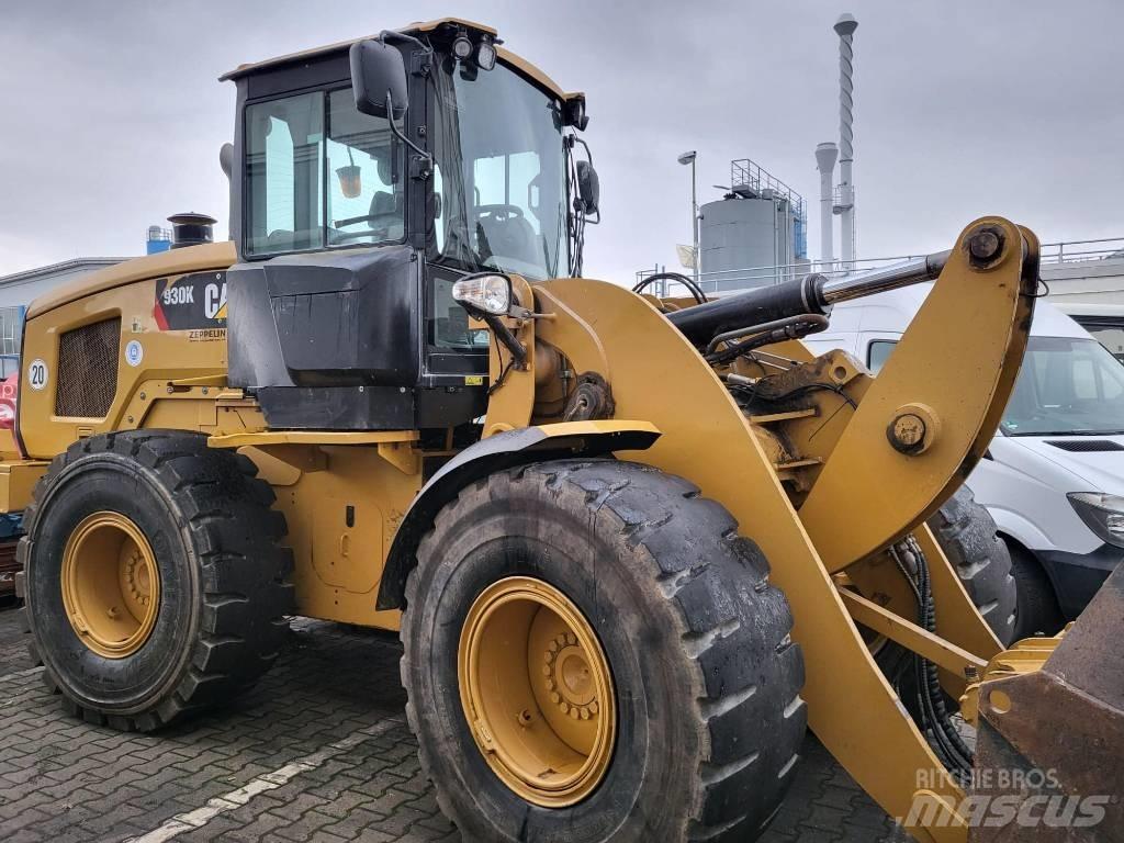 CAT 930 K Kolesni nakladalci