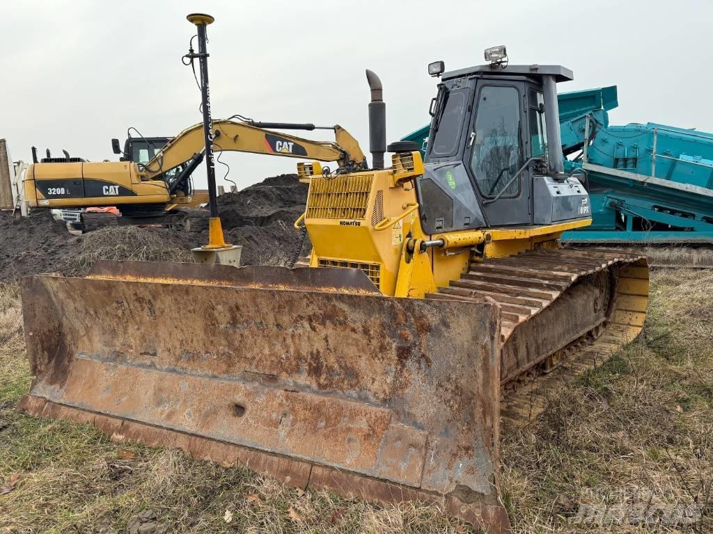 Komatsu D 61 PX-12 Buldožerji goseničarji