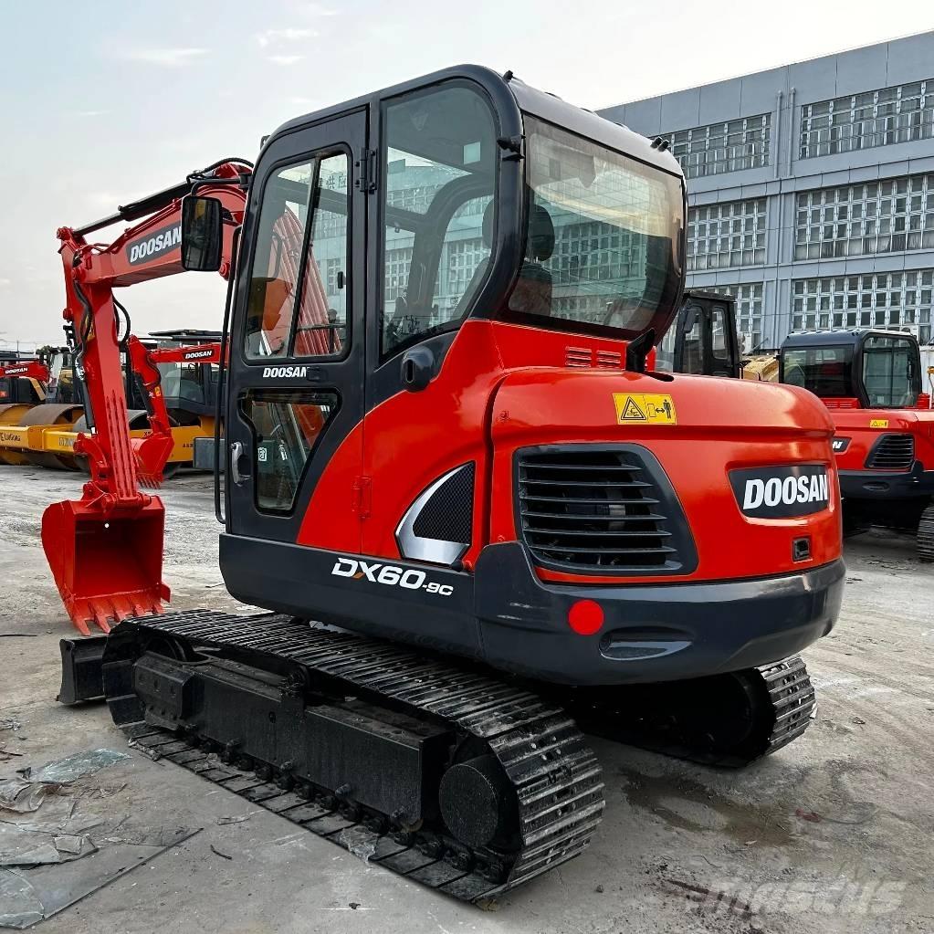 Doosan DX60-9C Mini bagri <7t