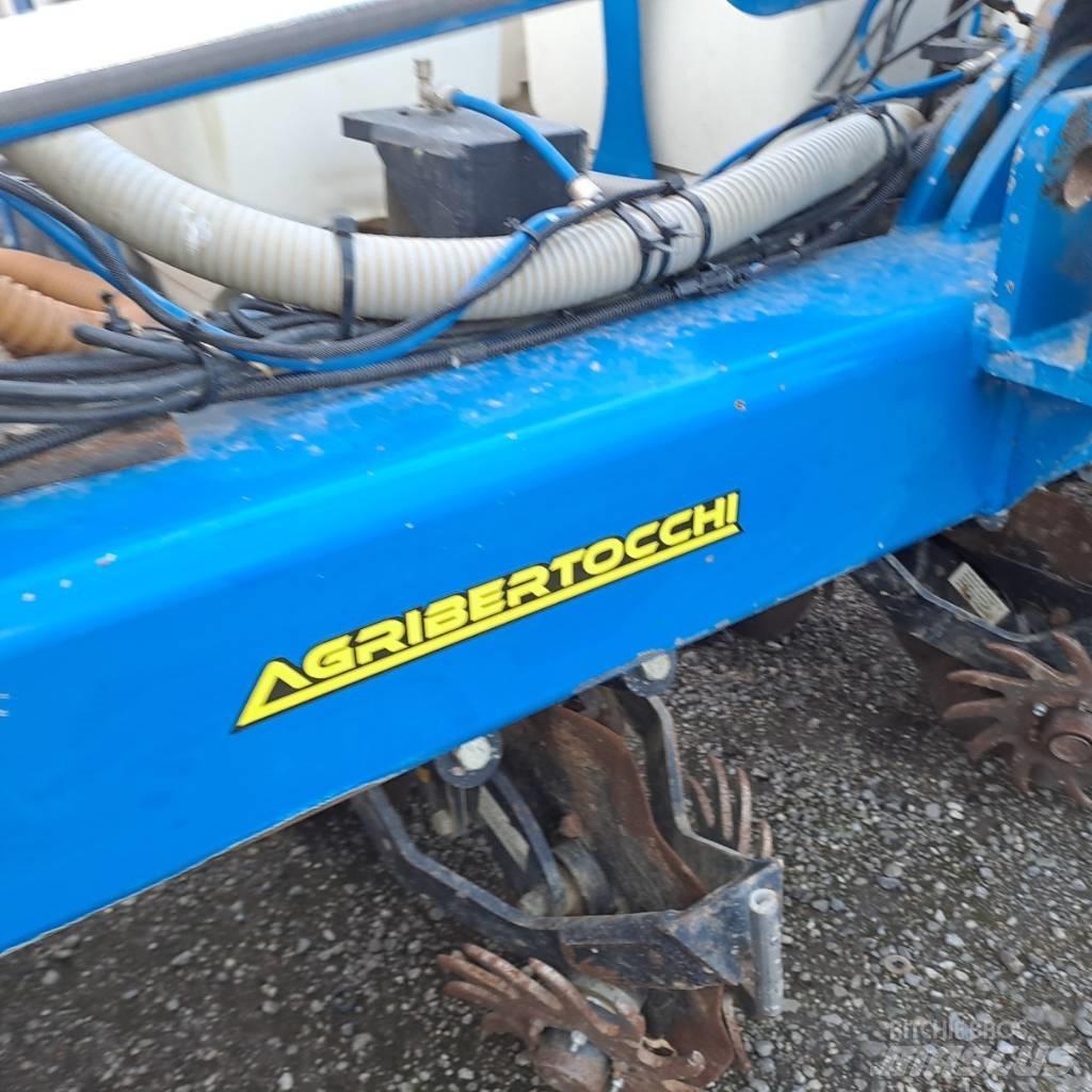Kinze 3110 Natančne sejalnice